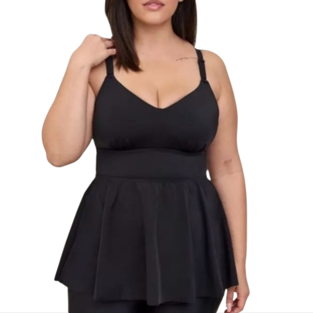 Torrid Tankini Top Swim Tank Women's 6X D / DD Black Summer Beach